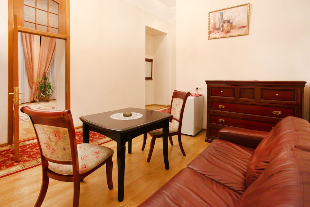 Family Suite photo 2