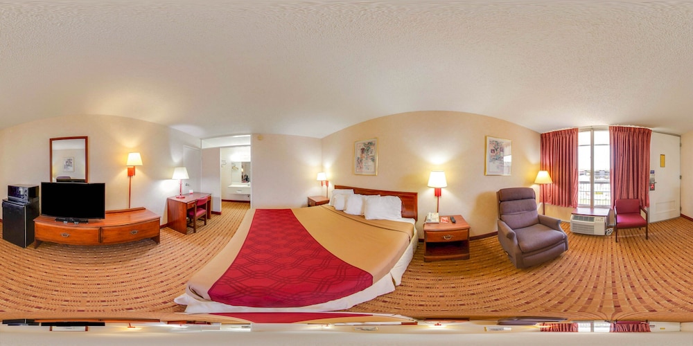 Standard Room, 1 King Bed, Non Smoking - Photo 7