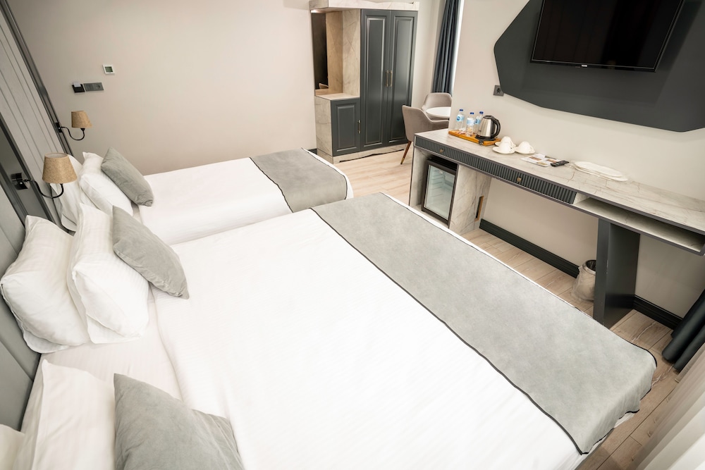 Superior Triple Room - Photo 5