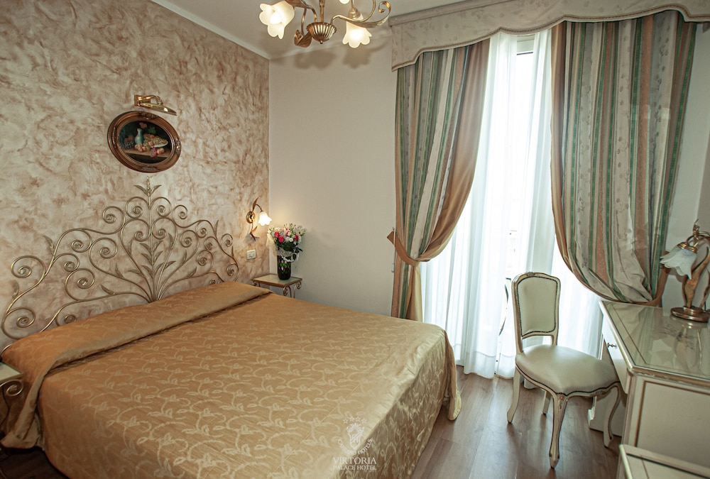 Superior Double Room, Balcony, Lagoon View