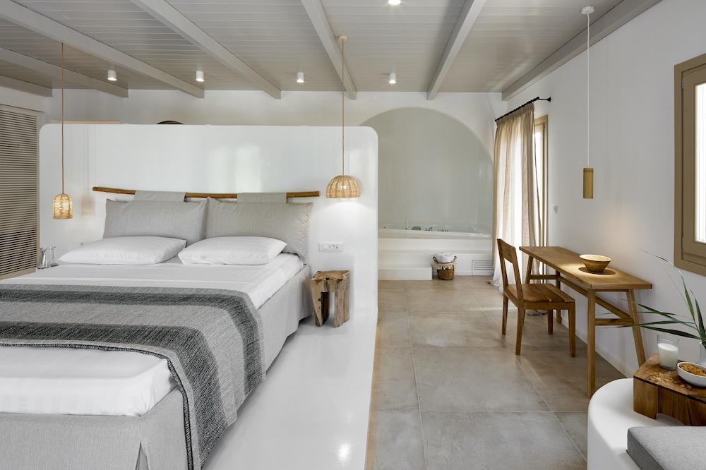 Exclusive Suite, Hot Tub (Indoor) - Photo 7