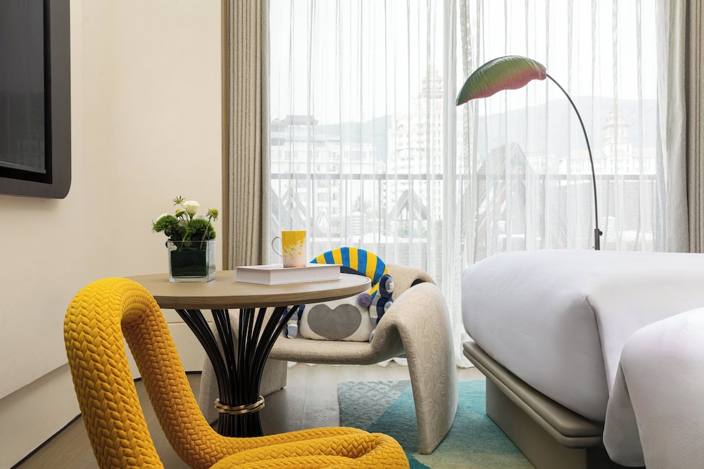 Standard Room, 2 Twin Beds, Balcony photo 1