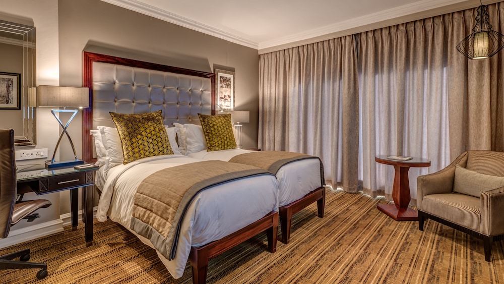 Classic Room, 2 Twin Beds - Photo 4