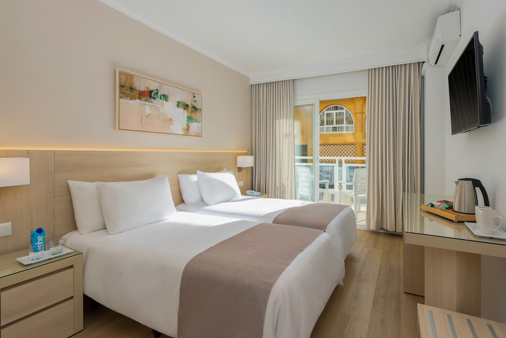 Standard Room (2+1) - Photo 1