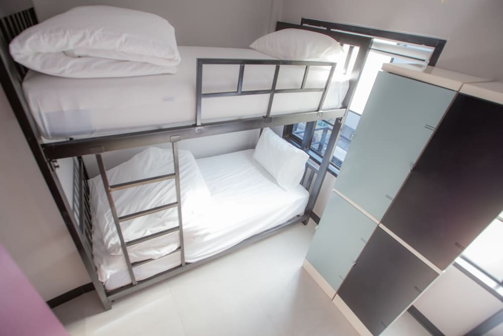 Mixed Dormitory 4 Person photo 3