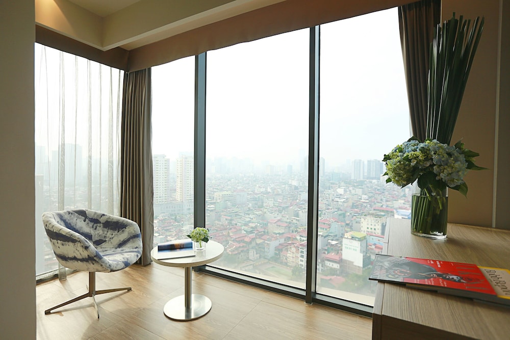 Executive Apartment, 1 King Bed, City View