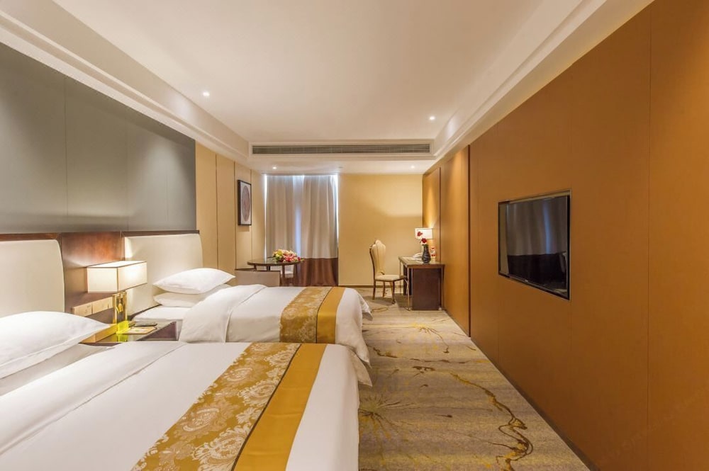 Superior Twin Room, Non Smoking, Hill View