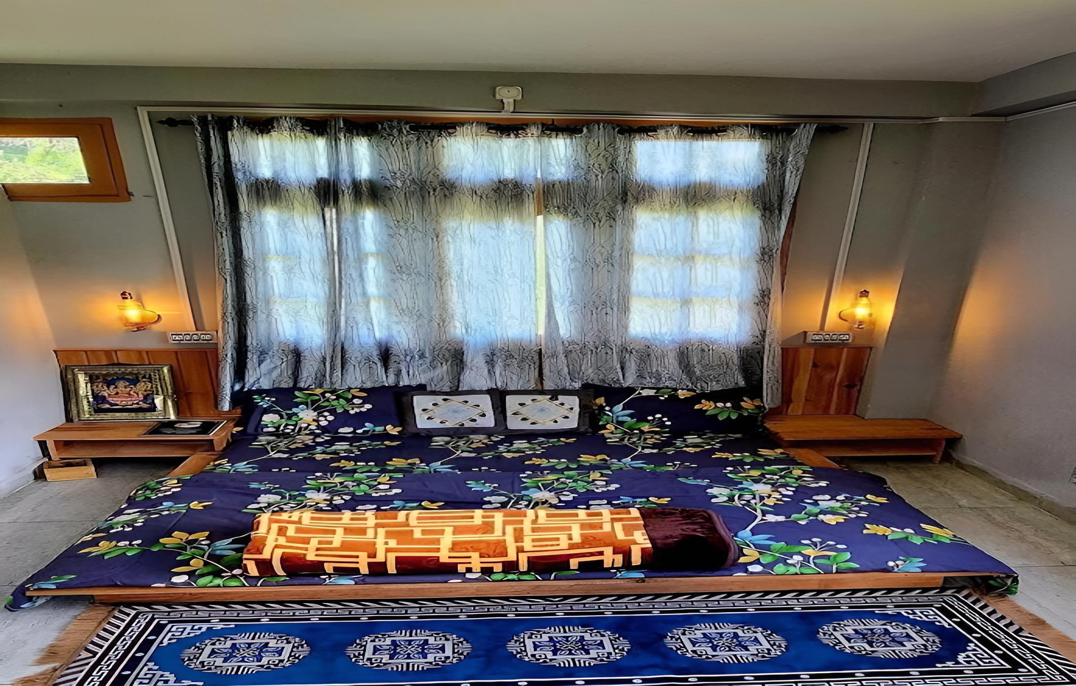Deluxe Room - Photo 1