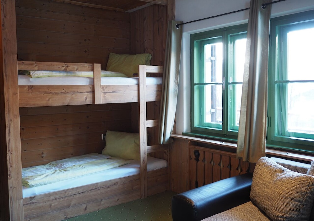 Apartment (2 Meise) photo 2