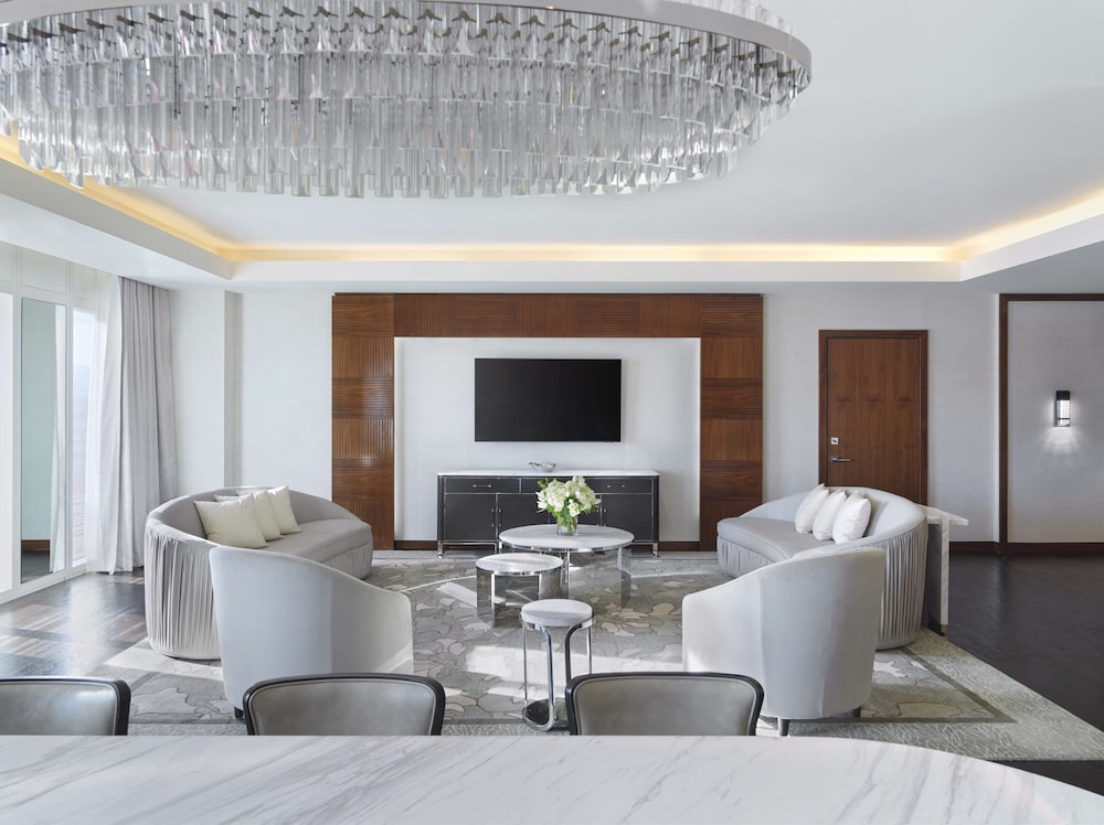 Suite, 1 King Bed (Penthouse)