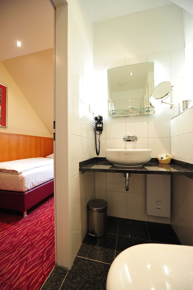 Comfort Single Room, 1 Twin Bed photo 2