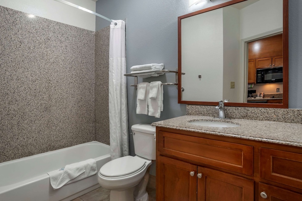 Suite, 2 Queen Beds, Accessible, Non Smoking - Photo 7