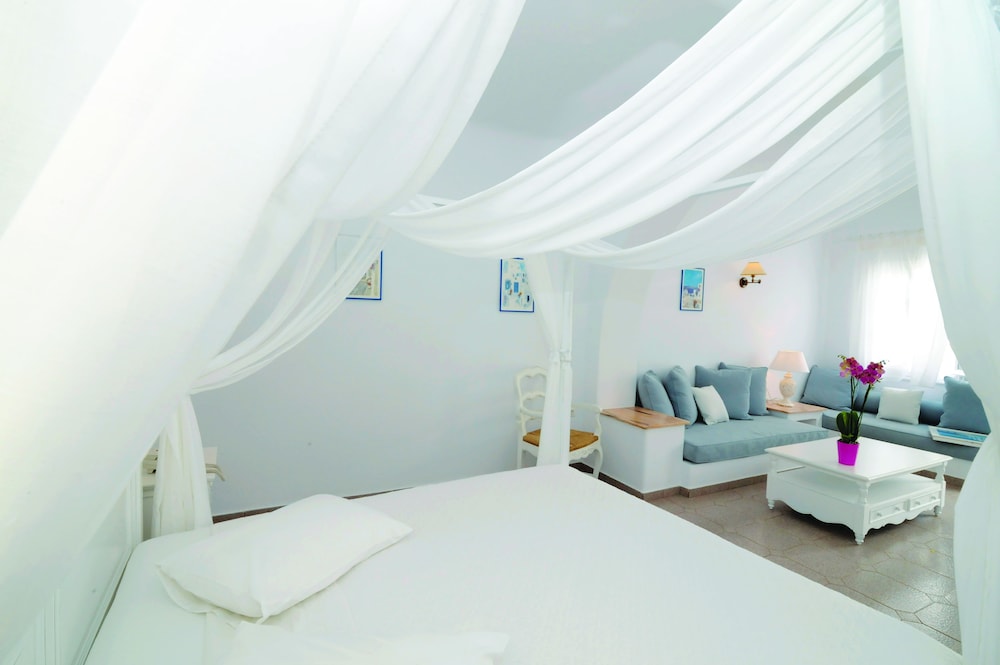 Family Suite, Pool View