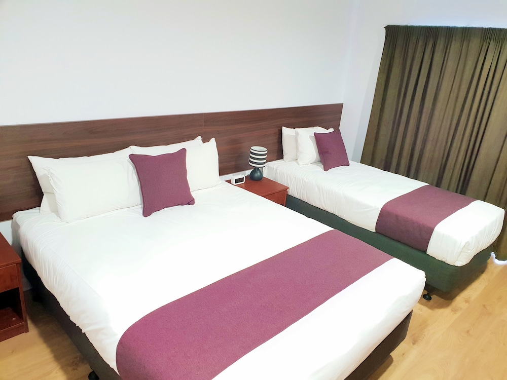Standard Twin Room With Free Round-Trip Airport Transfer