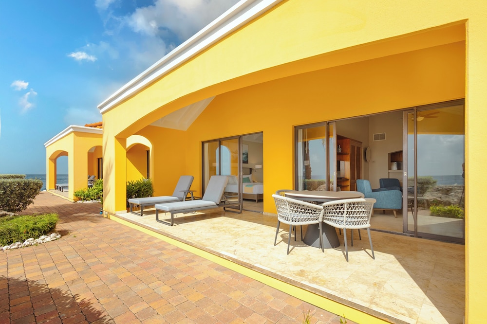 Suite, 1 Bedroom, Kitchen, Ocean View - Photo 22