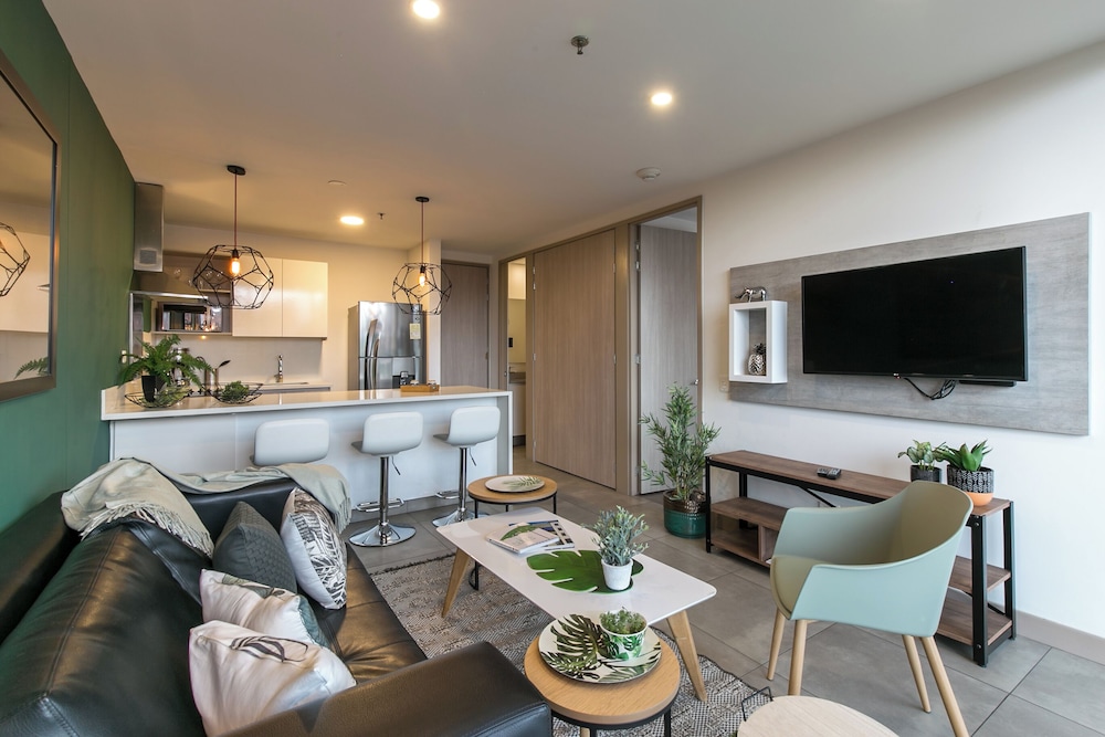 Deluxe Apartment 808