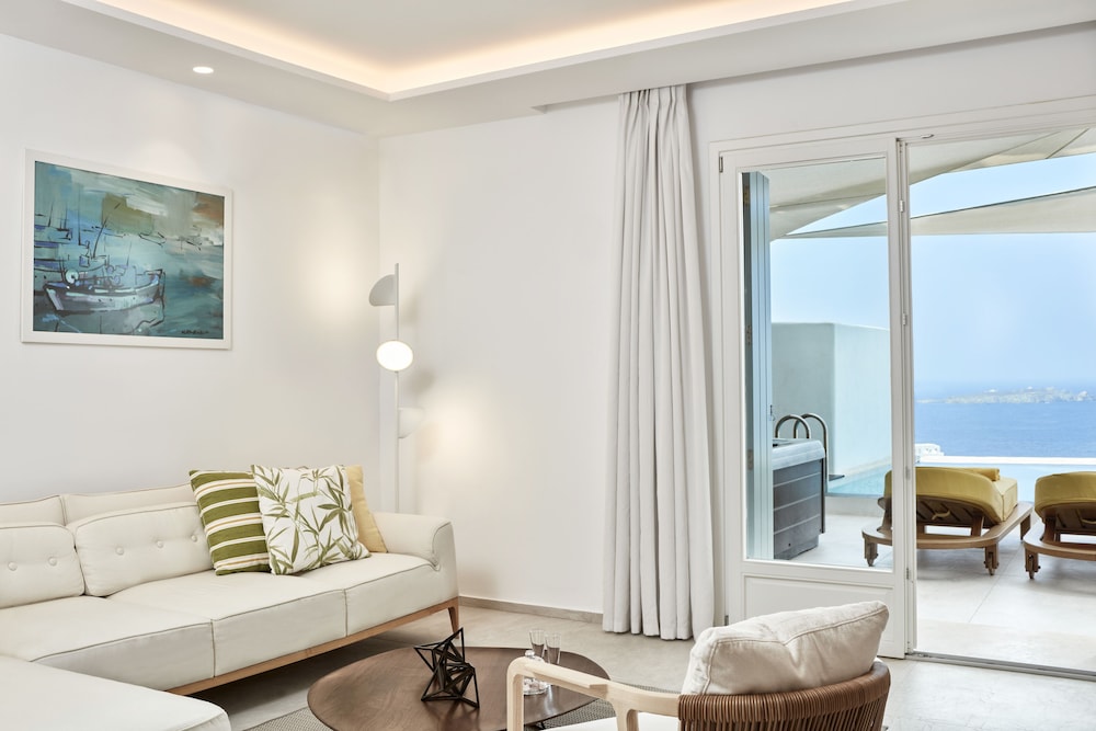 Suite, Private Pool (Outdoor Hot Tub - Cyclades)