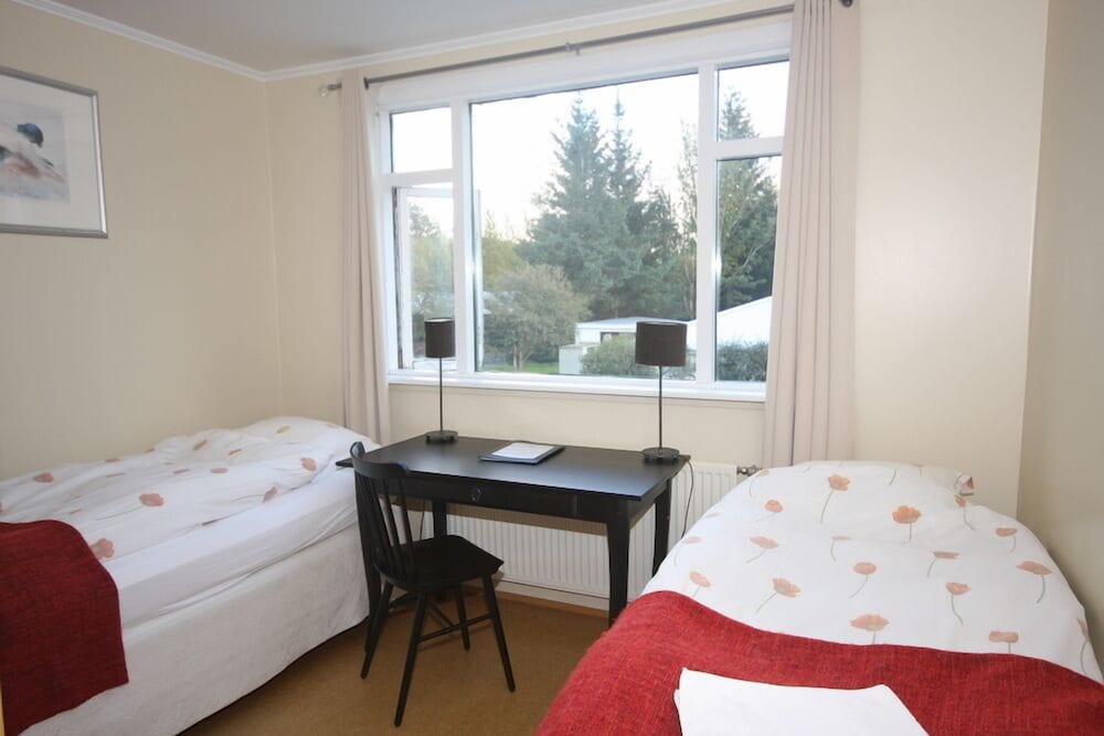 Double or Twin Room, Shared Bathroom photo 3