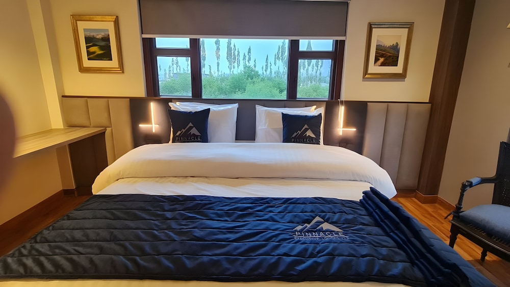 Premier Suite photo 2