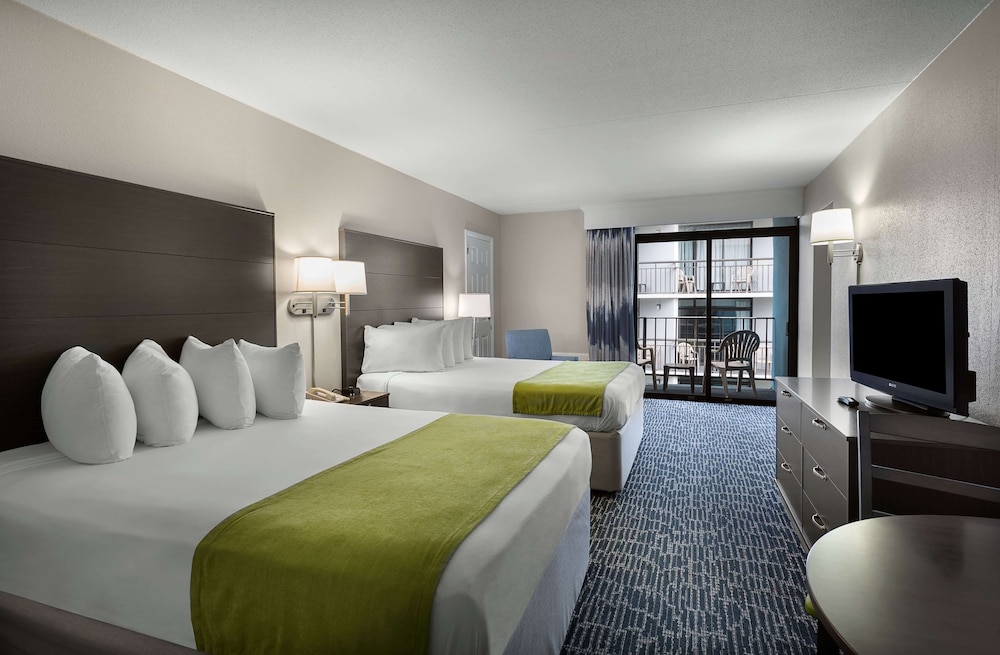 Standard Room, Multiple Beds, Non Smoking, Balcony