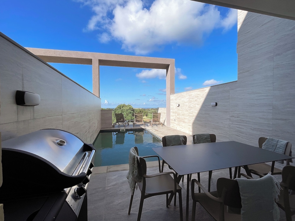 Private Pool Villa with Panoramic View photo 1