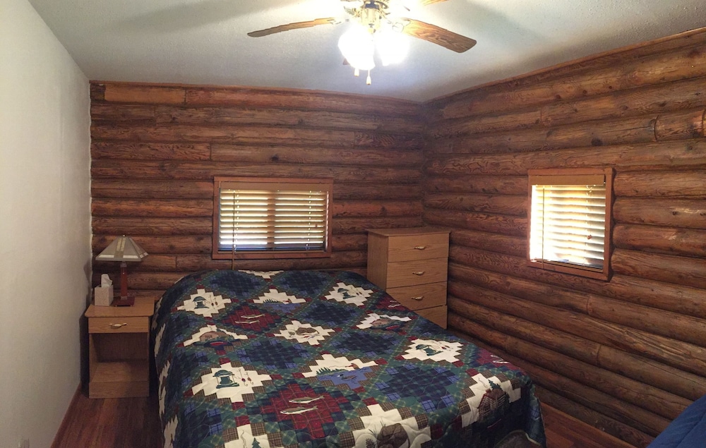 Cabin, 2 Bedrooms, Kitchen photo 1