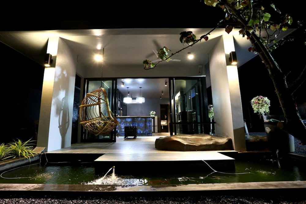 2 Bedroom Villa photo 2
