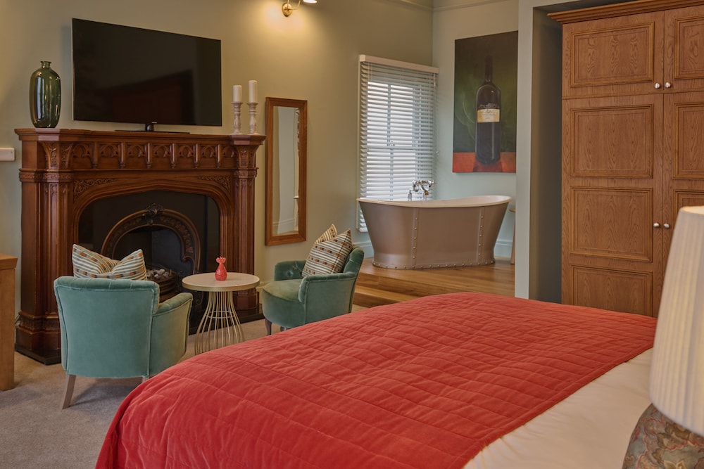 De Trafford Suite photo 3
