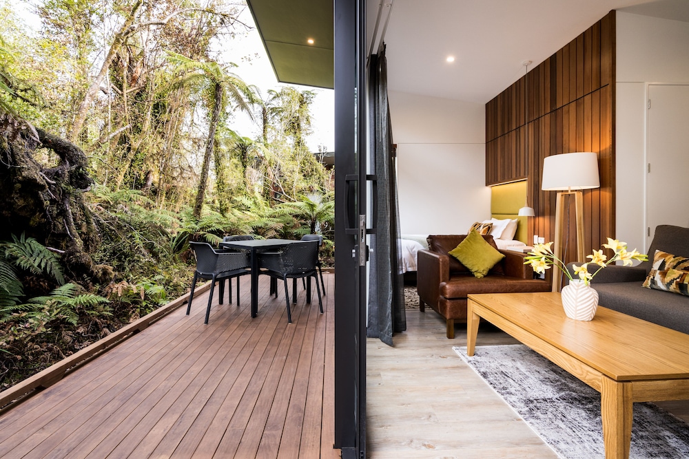 Deluxe Tree Lodge - Photo 2