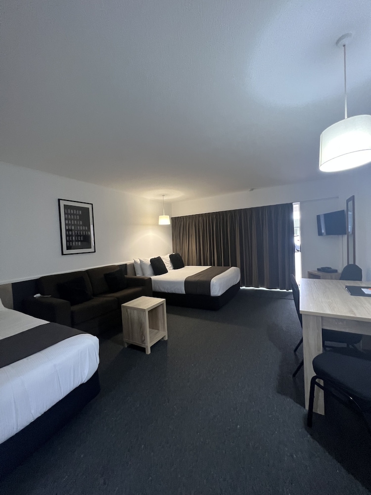 Comfort Twin Room