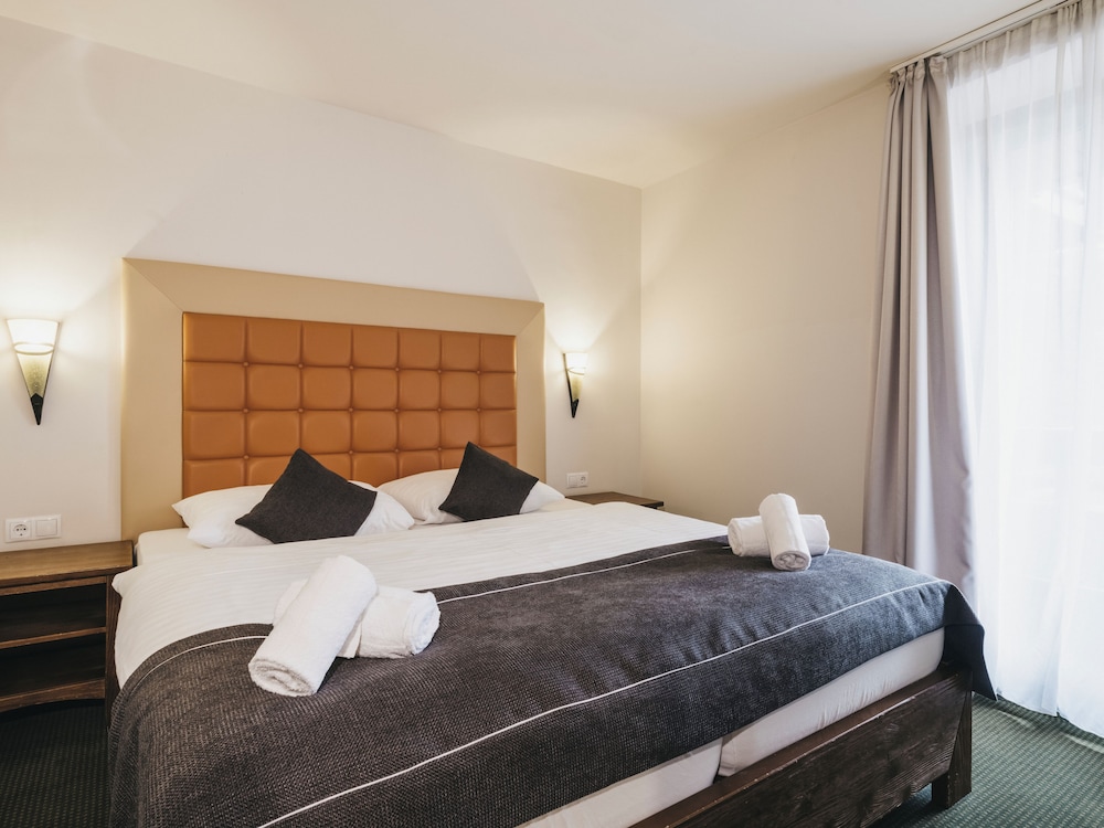 Superior Room, 2 Bedrooms, Balcony, City View
