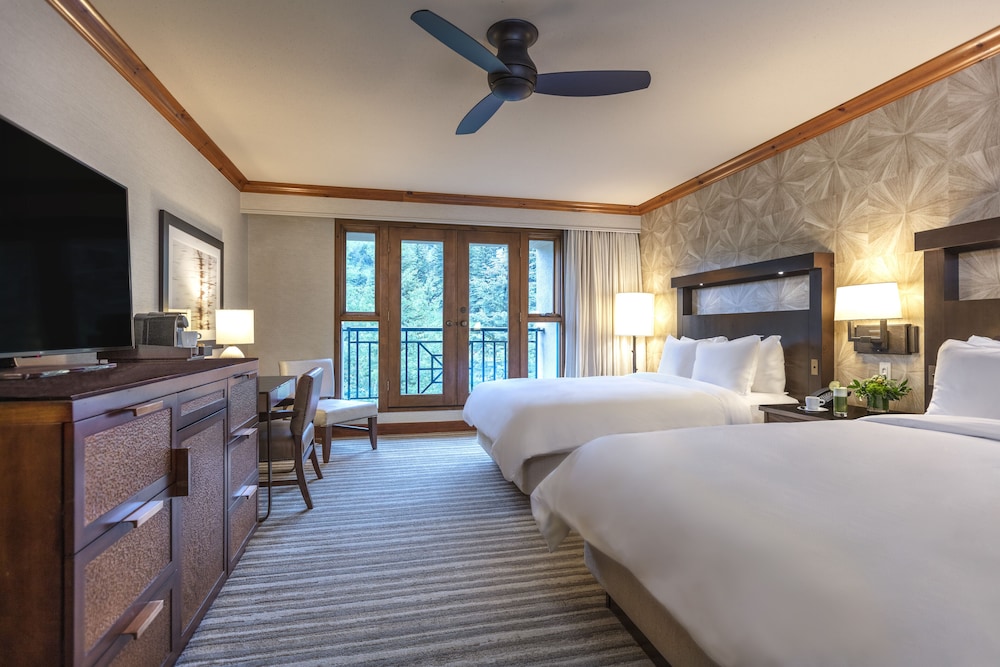 Room, 2 Queen Beds (Village Slope) - Photo 1