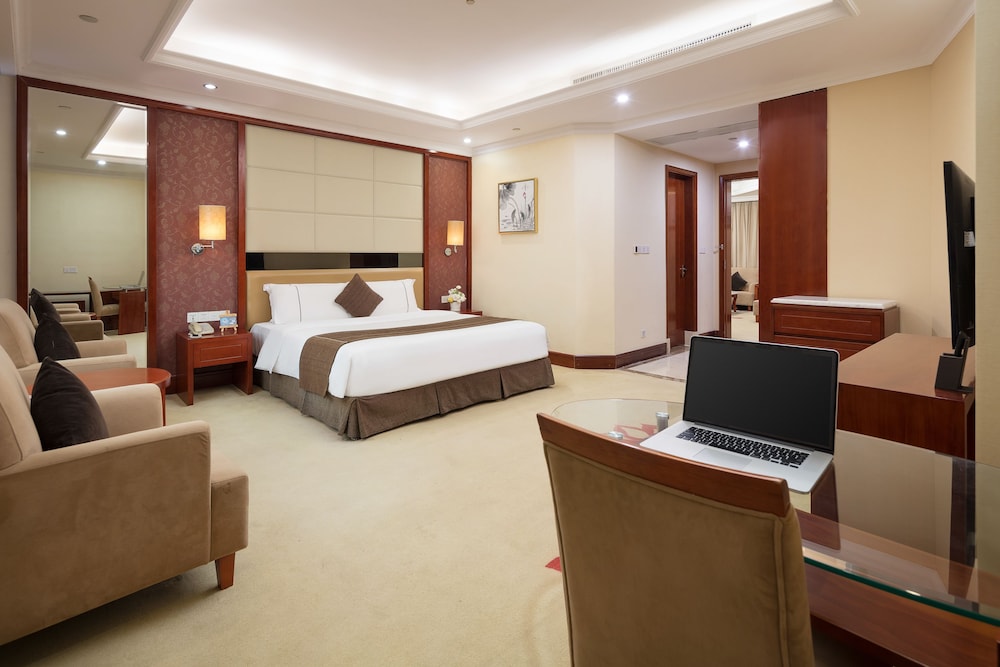 Executive Suite, 1 King Bed