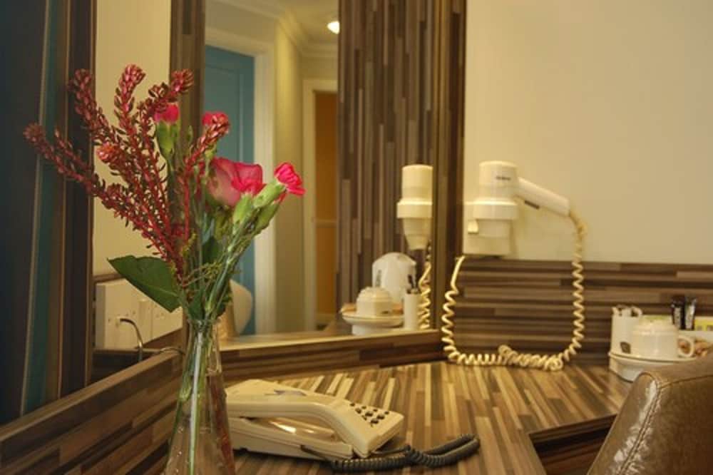 Standard Double Room - Photo 6