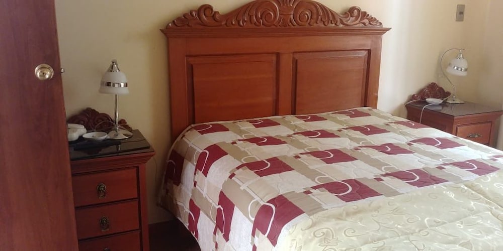Suite, 1 King Bed, Jetted Tub