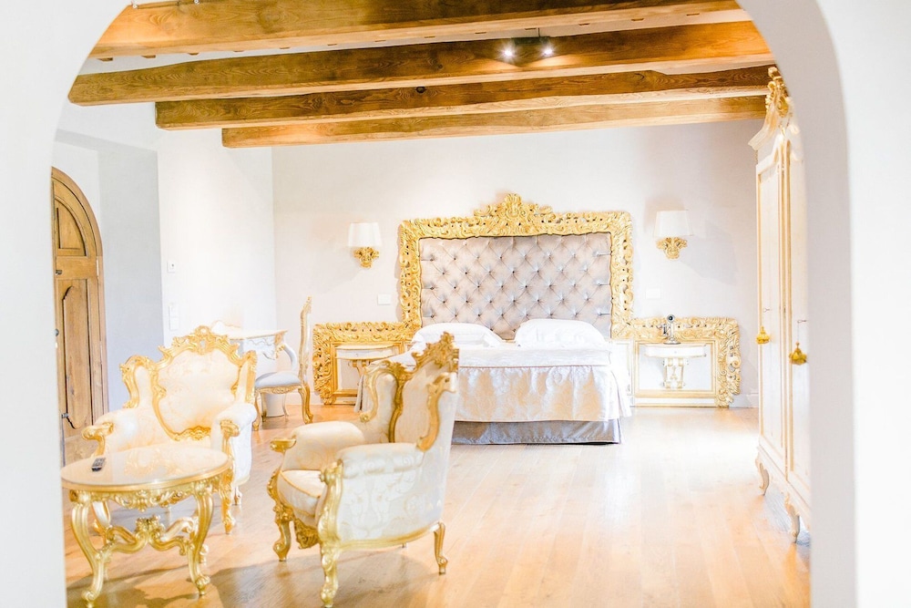 Suite Exclusive with SPA - Photo 10