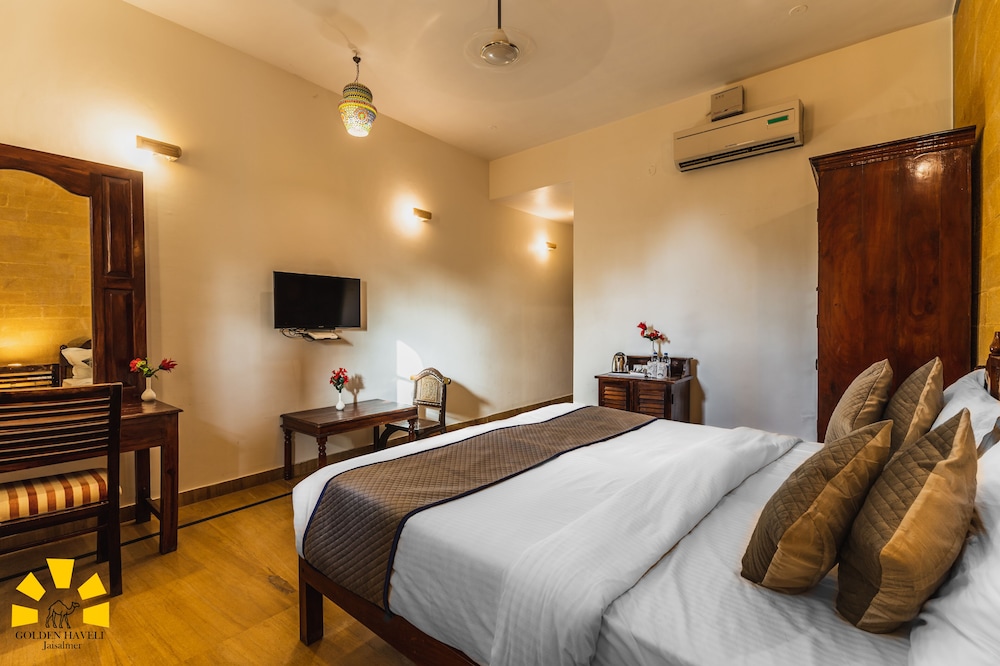 Deluxe Room - Photo 6
