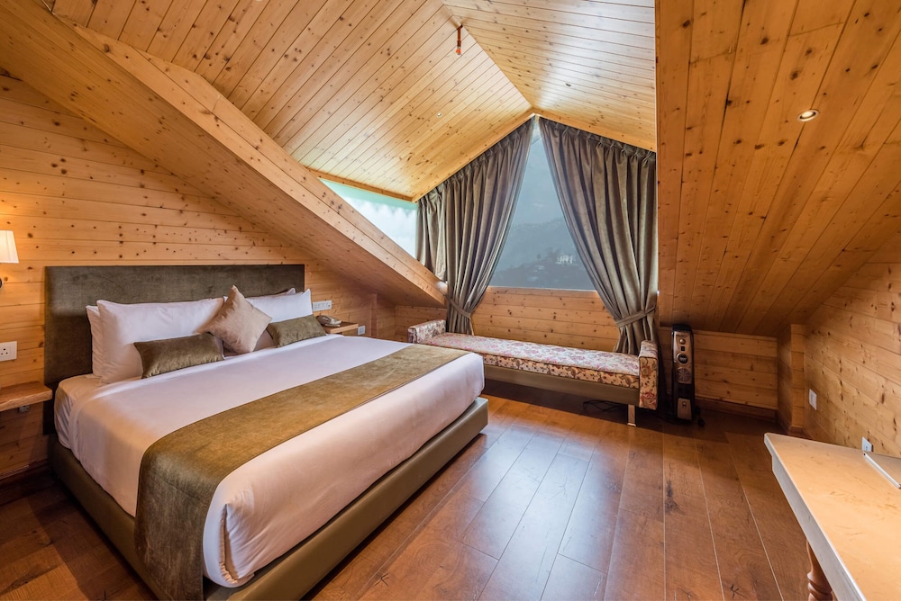 Attic Kanchenjunga View Room photo 3