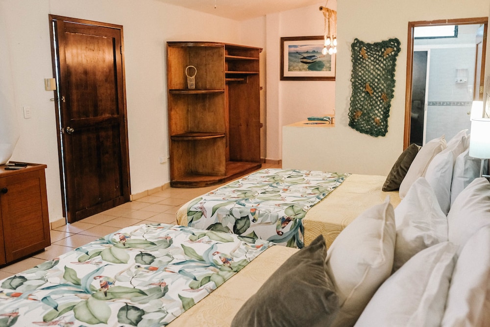 Deluxe Double Room, Pool View photo 2