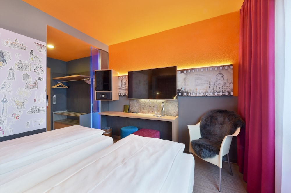 Business Room - Photo 4