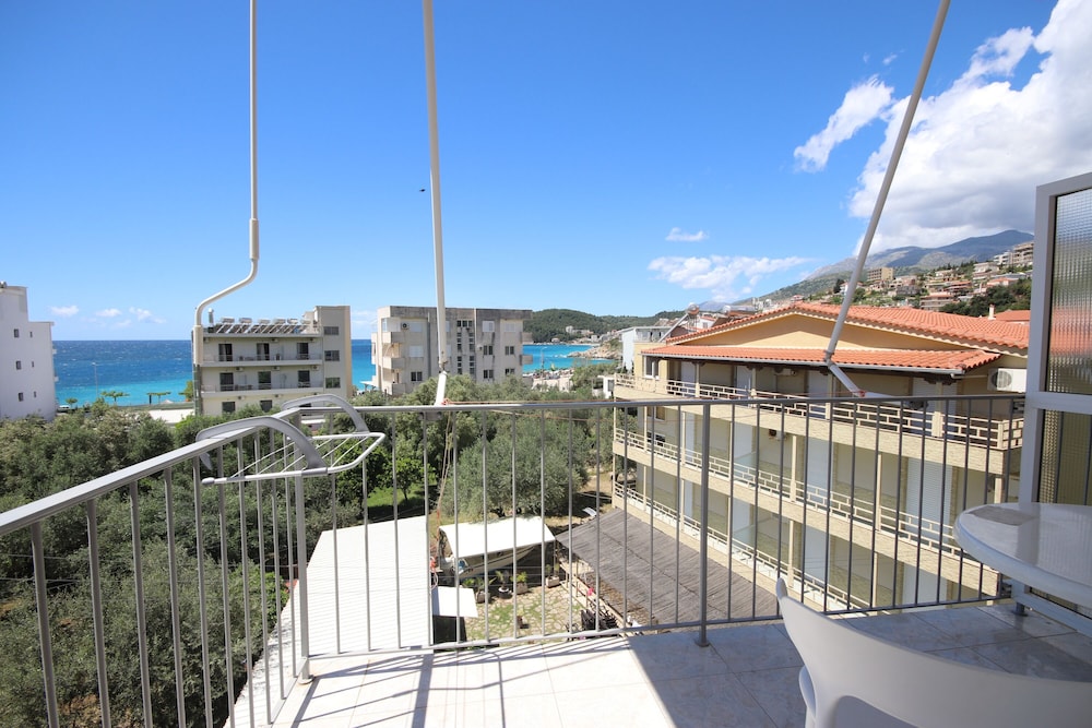 Exclusive Triple Room, Sea View photo 2