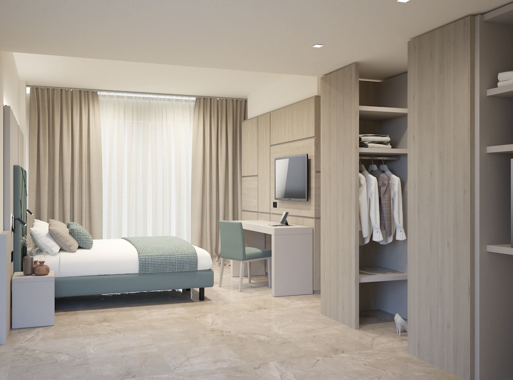 Triple Room - Photo 8