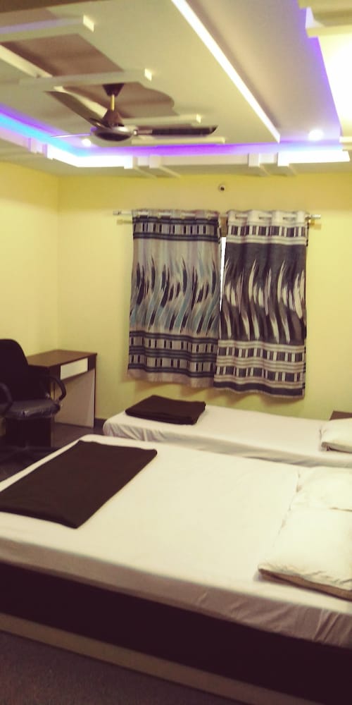 Deluxe Triple Room - Photo 4