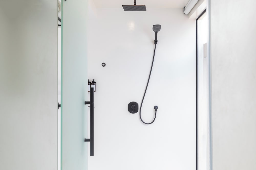 Junior Jacuzzi Suite (Posh Club) - Photo 2