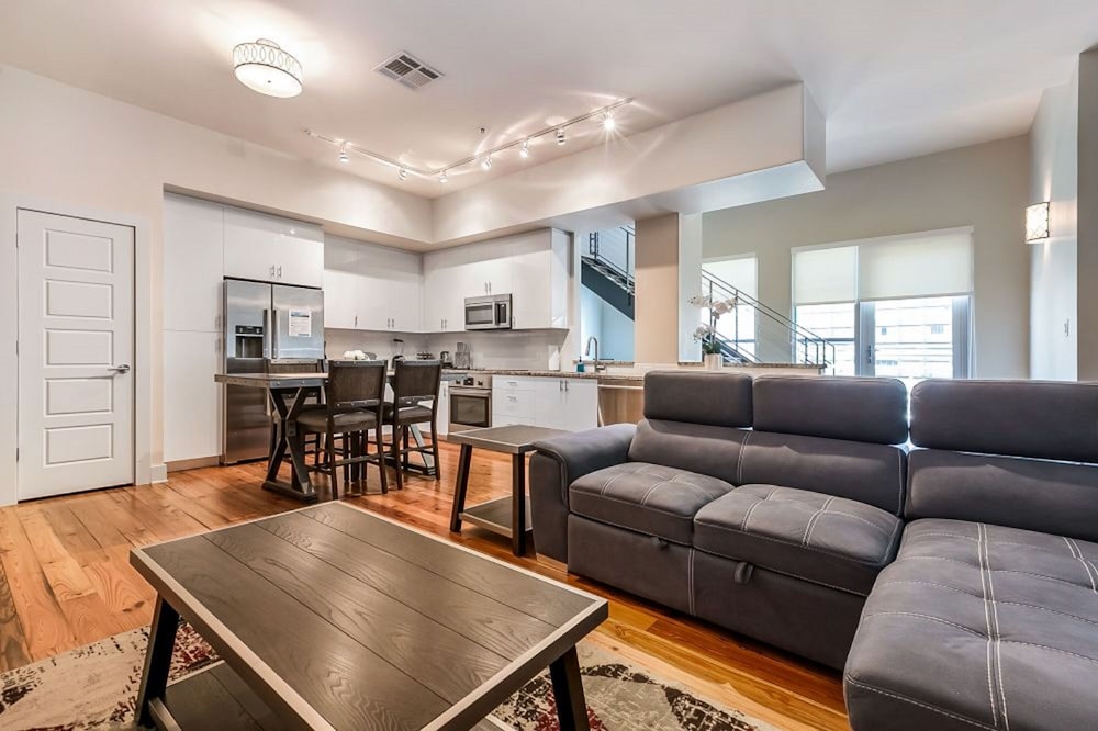 Deluxe Condo, 1 Bedroom
