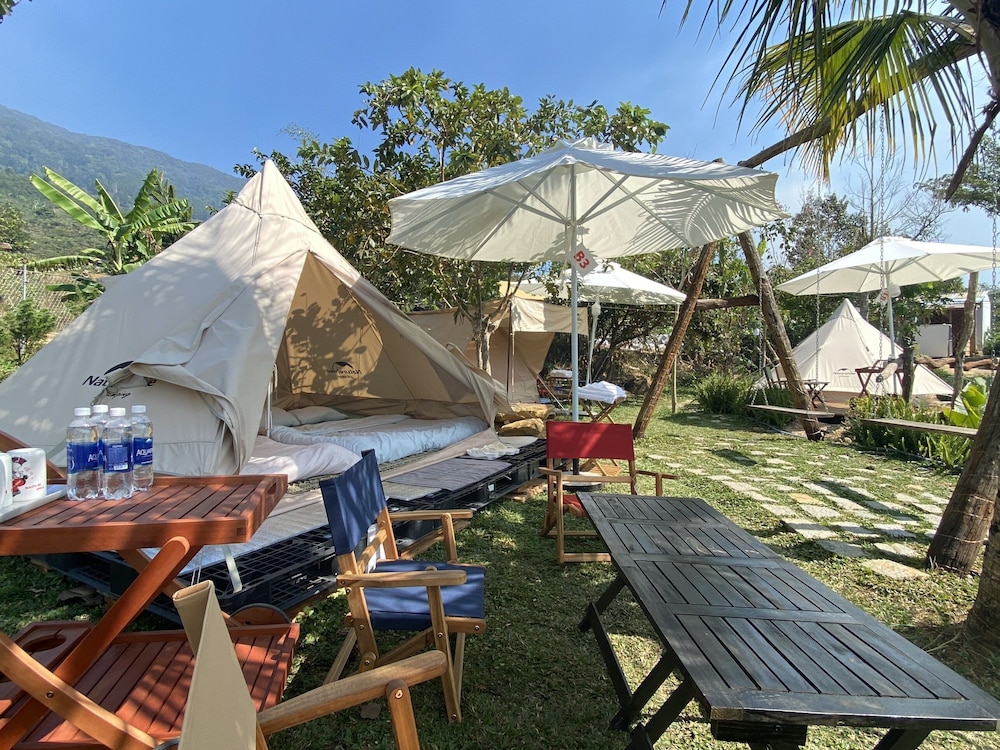 Executive Tent photo 3