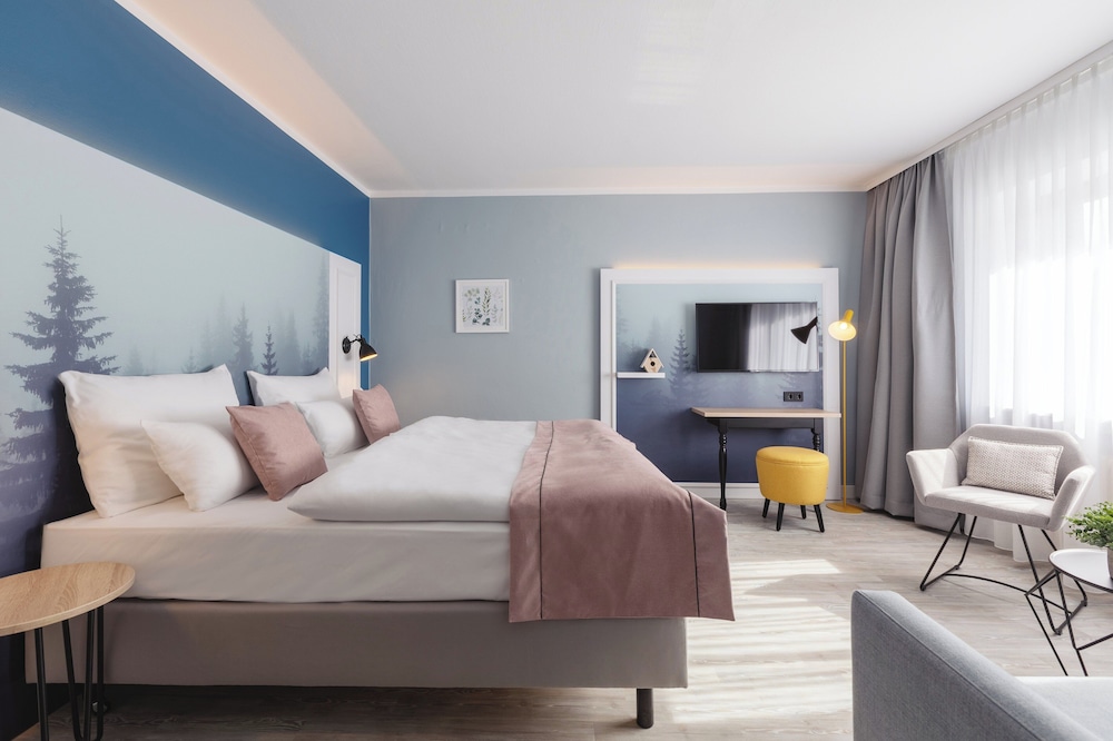 Premium Room, Multiple Beds (Up to 3 Adults) photo 3