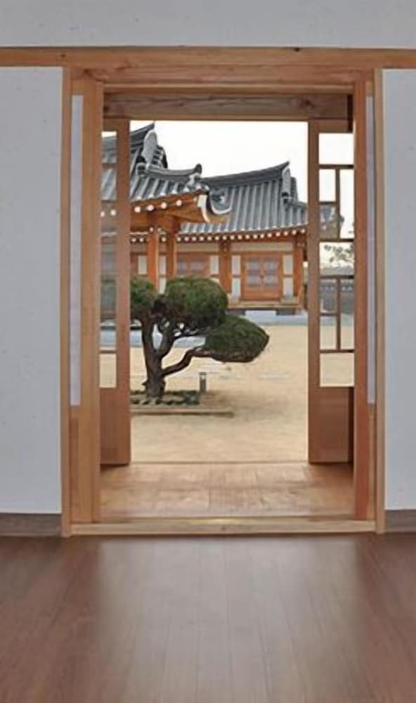 Traditional Room, Multiple Beds (Ondol Room for 2) photo 2