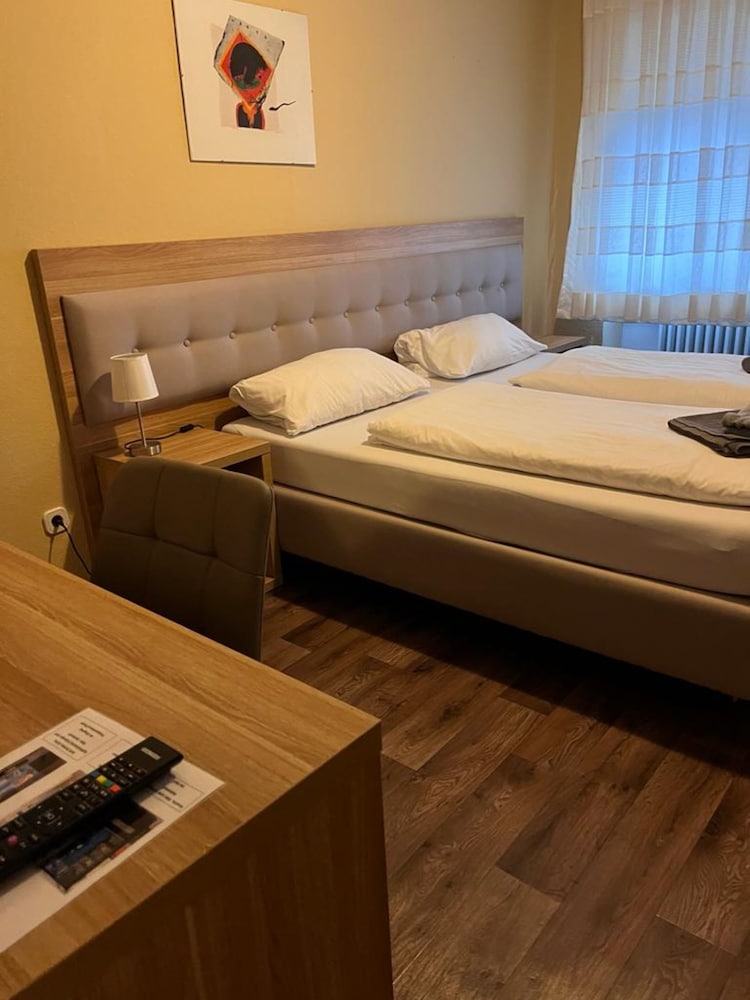 Double Room - Photo 4
