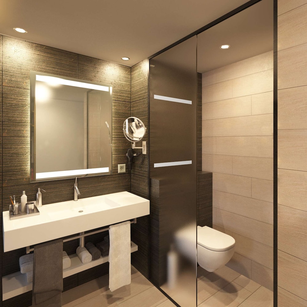 Premium Room (Extra Bed 3 adults) - Photo 6